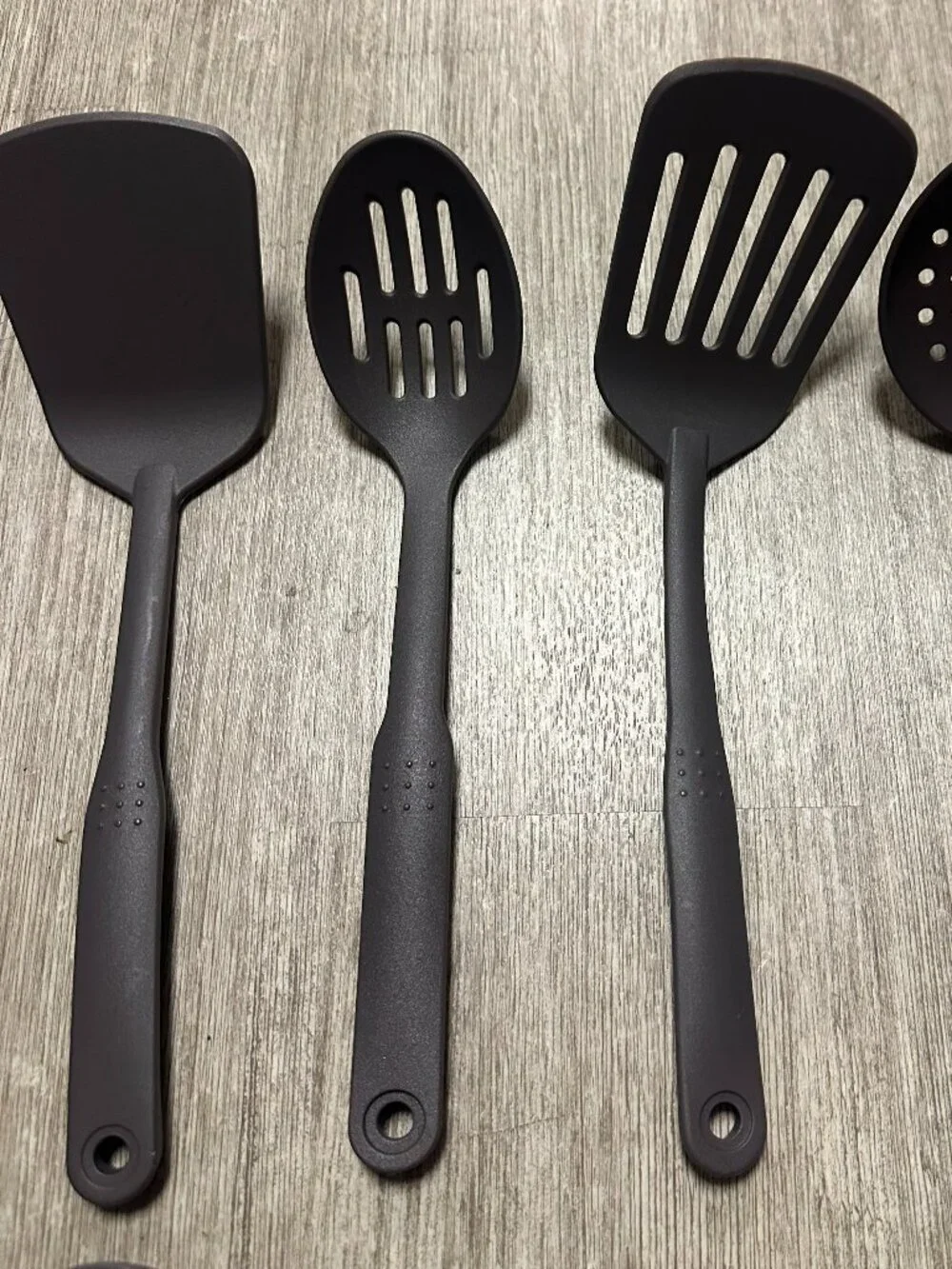 7 piece Brown Kitchen Utensils